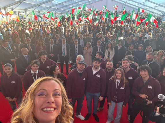 Giorgia Meloni alla chiusura della festa di Atreju