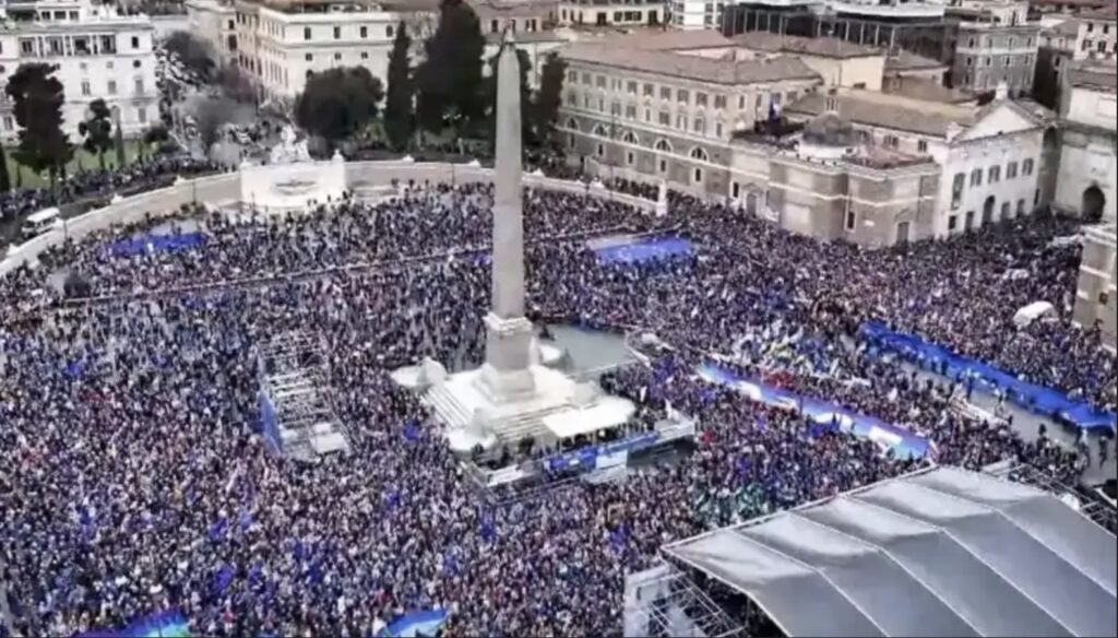 La manifestazione di Piazza del Popolo del 15 marzo per l'unità politica dell'Europa